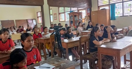 Pelatihan Nembang Gegitan di Desa Bongkasa